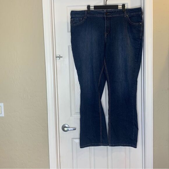 Lane Bryant Slim Boot Jeans Size 22 - Picture 1 of 10